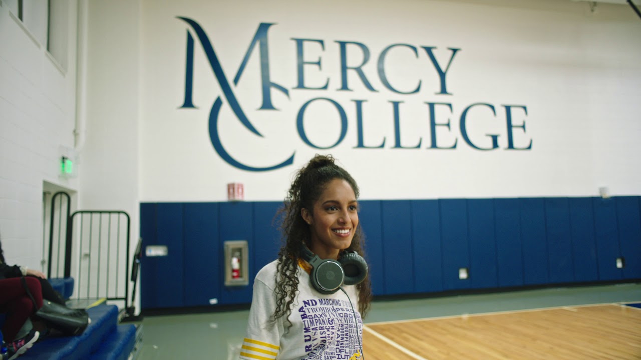 Mercy College career girl in gym uses DCW Media Buyers for advertising